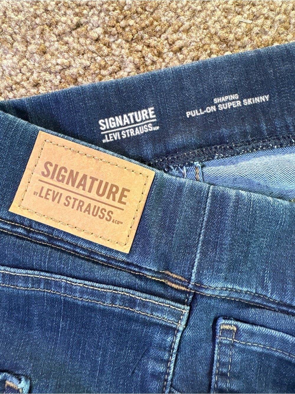 Signature Levi Strauss Shaping Pull-On Super Skinny Jeans Women’s 14W32 Stretch
